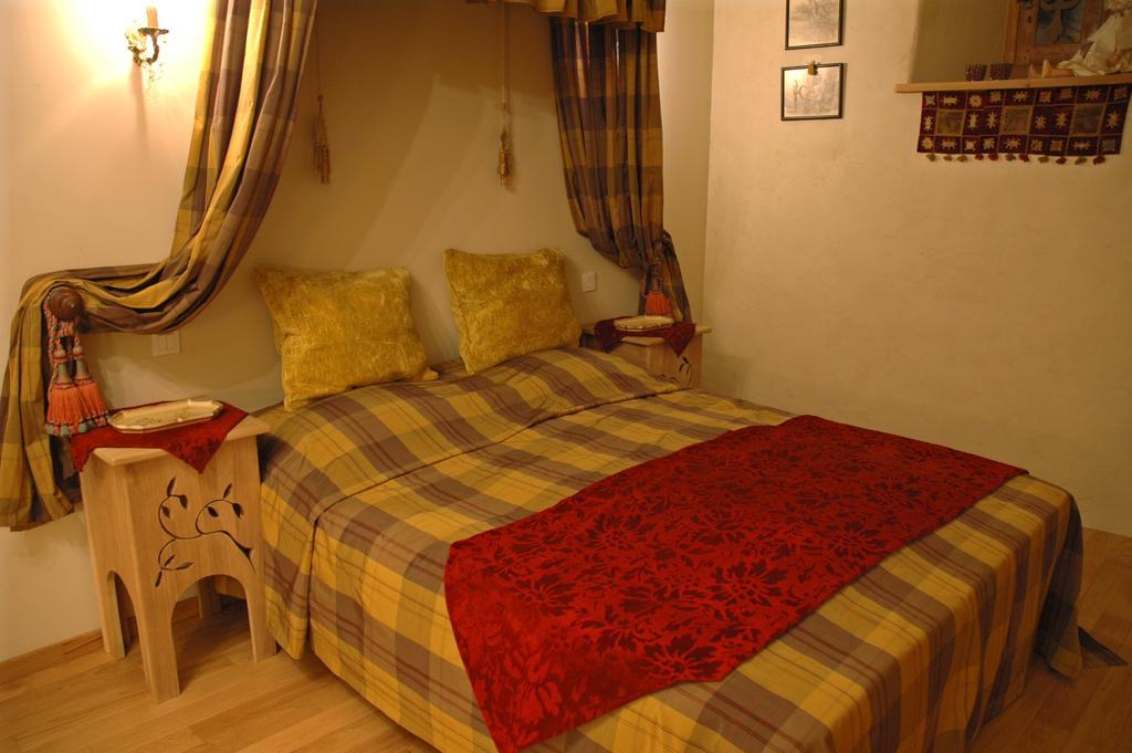 Manoir De La Branche Bed and Breakfast Maen Roch Eksteriør billede
